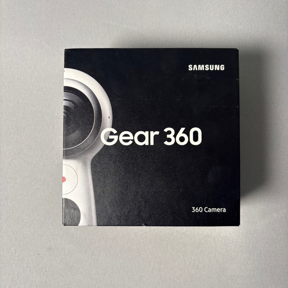 Samsung Gear 360 4K Spherical Camera SM-R210 White 2017 Edition